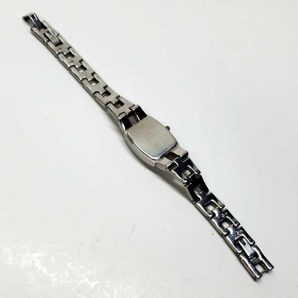 Vintage Fossil Watch F² ES1053 Silver Watch Metal Wristband Silver Face